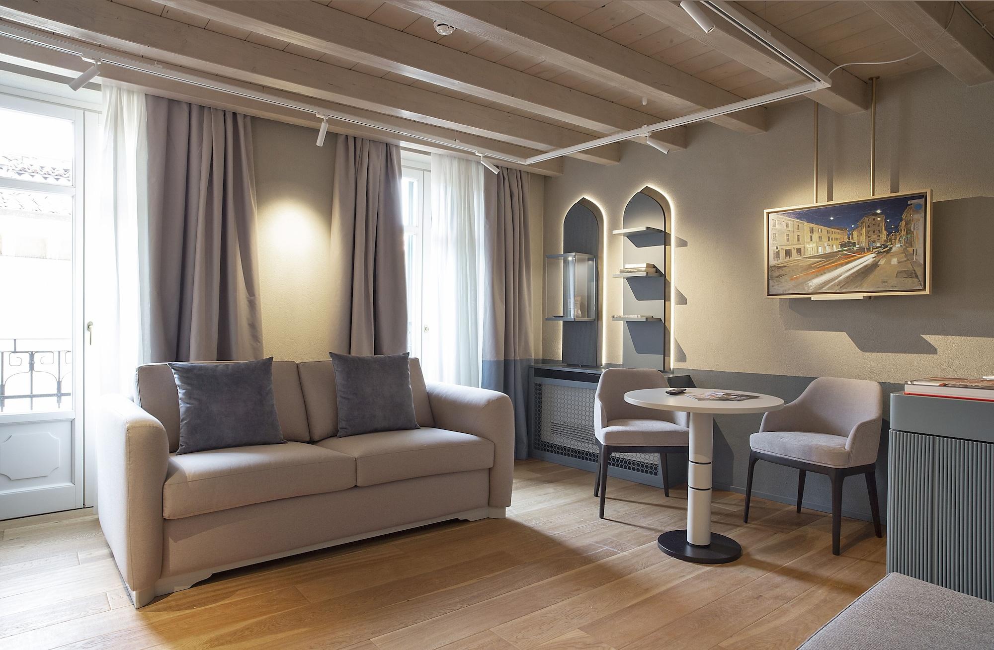 Relais Balcone Di Giulietta Hotel Verona Ngoại thất bức ảnh A suite at the hotel